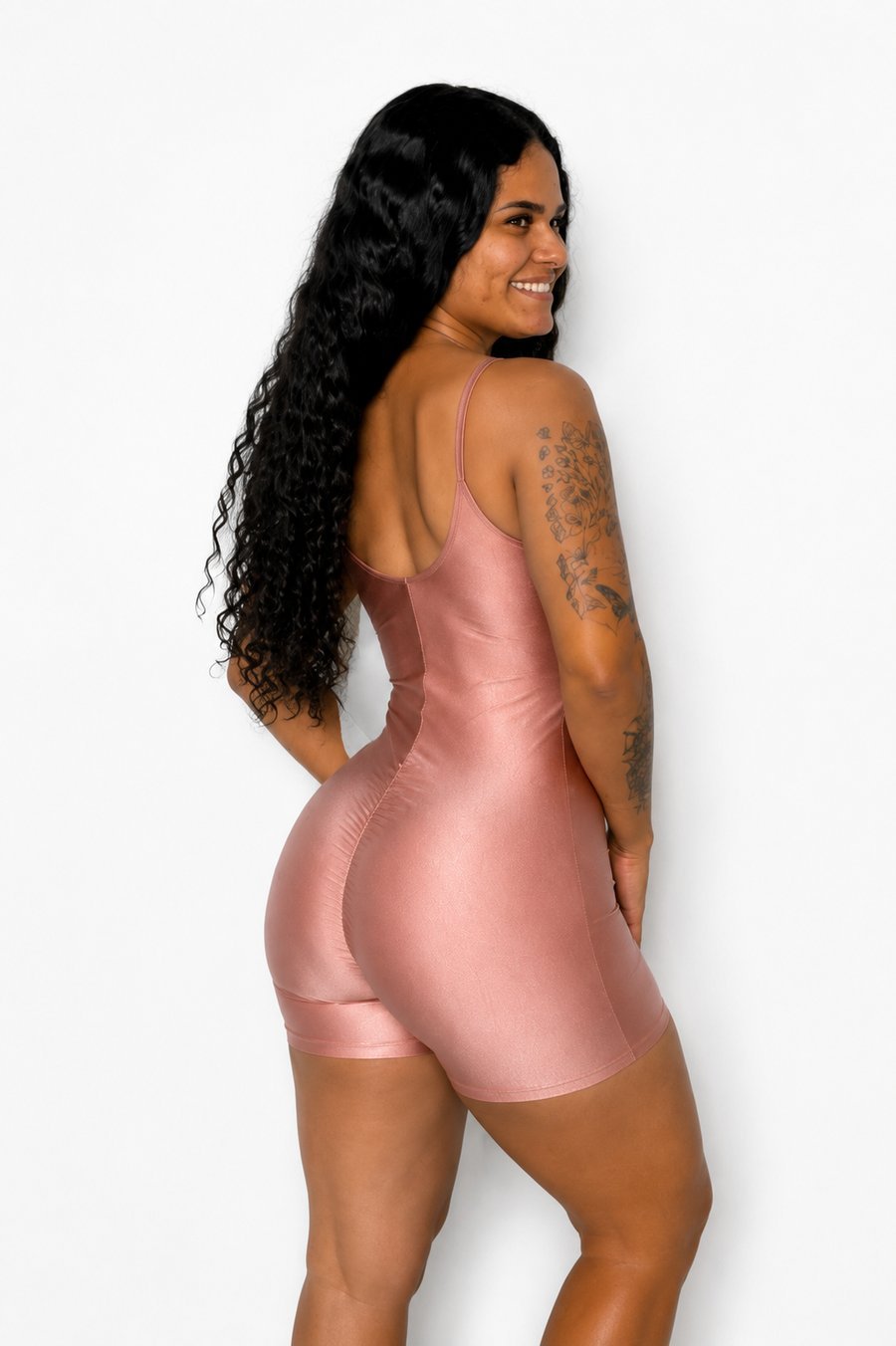 Macacão Rosé Metalizado Legging Empina Bumbum — foto 3